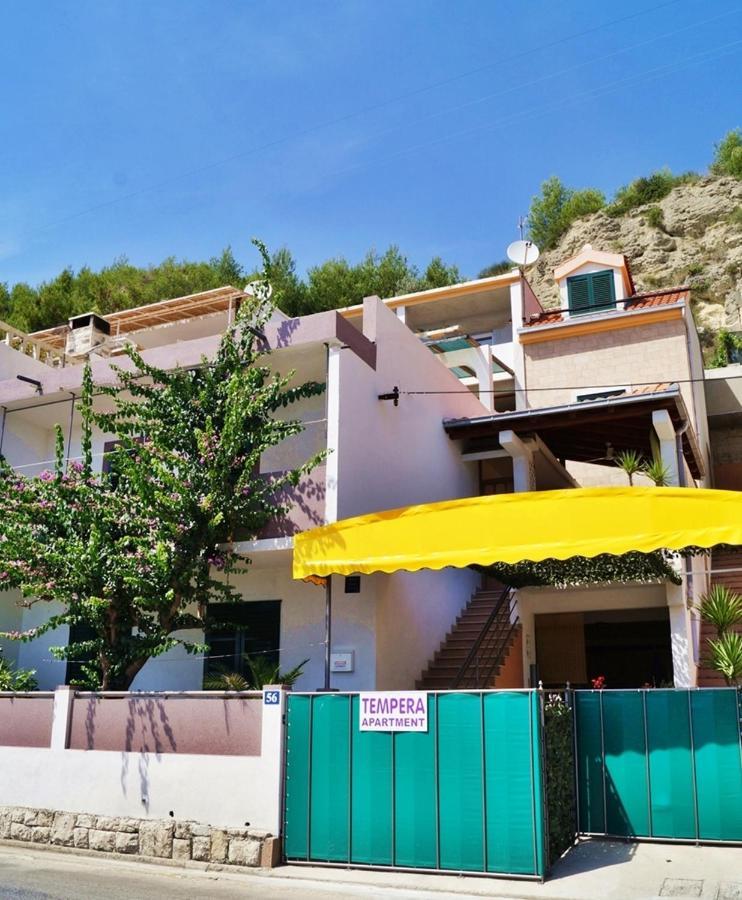 Apartments By The Sea Krilo Jesenice, Omis - 15145 Εξωτερικό φωτογραφία